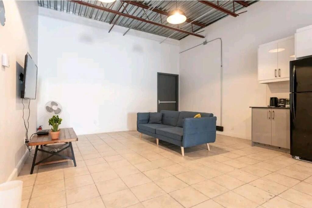 Apartamento No°1~Plaza St-Hubert~Metro Jean-Talon~Jarry Parc Montreal Exterior foto
